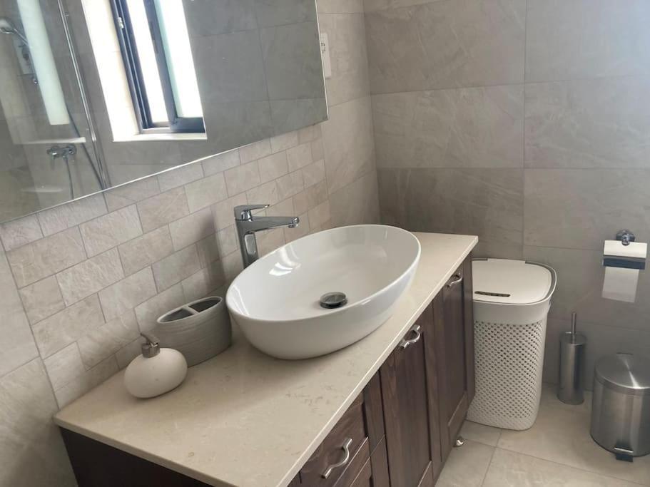 Elegant Maisonette In Malta By Assetflow Pro Apartment Марсаскала Екстериор снимка